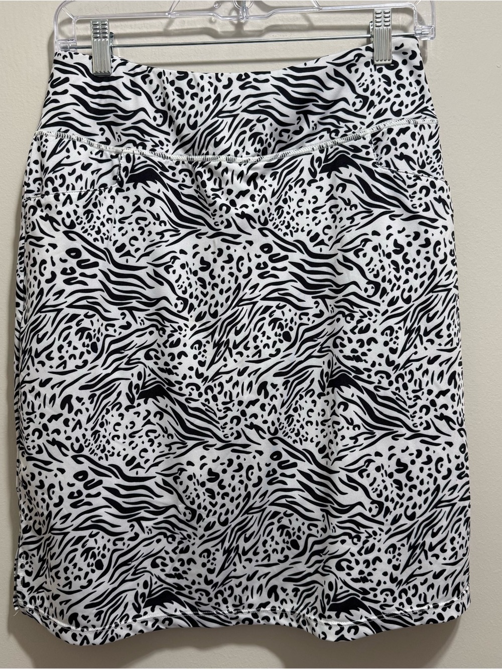 Baleaf Black and White Animal Print Skort